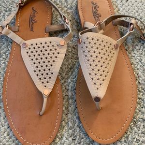 LUCKY BRAND nude/pink sandals.